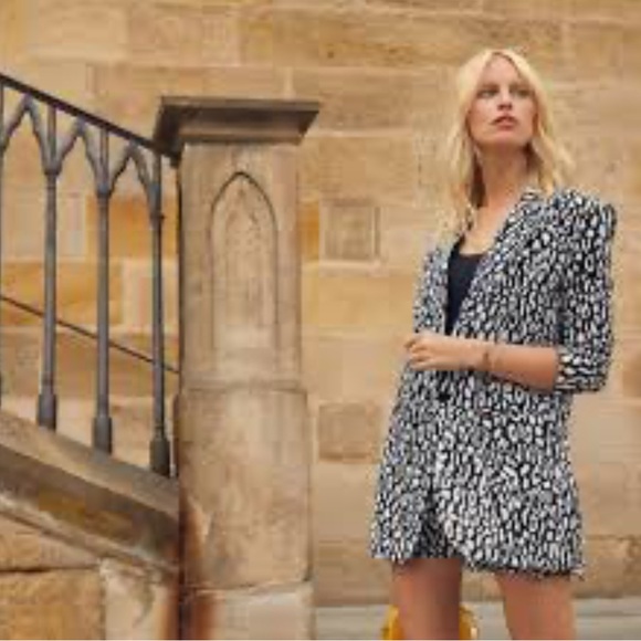 The Kooples Jackets & Blazers - NWT 488.00 THE KOOPLES 80’S INSPIRED LEOPARD LONG LINE BLAZRR SMALL OVERSIZED